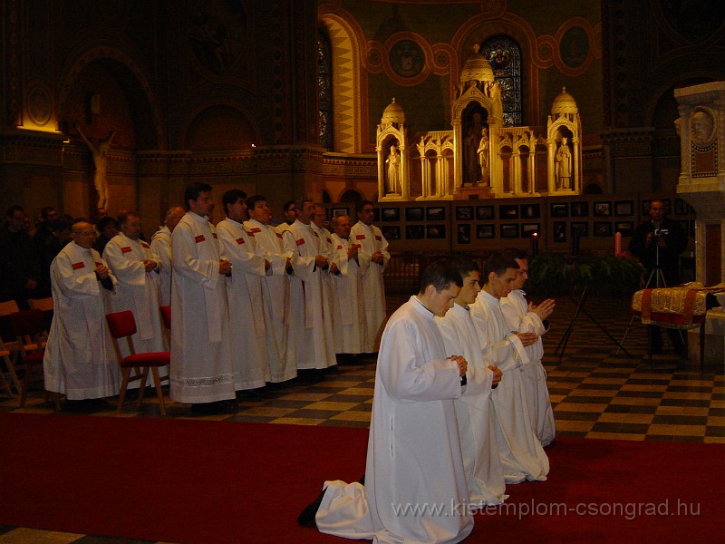 2008-12-06_Forgo_Miklos_diakonussa_szentelese_03.jpg